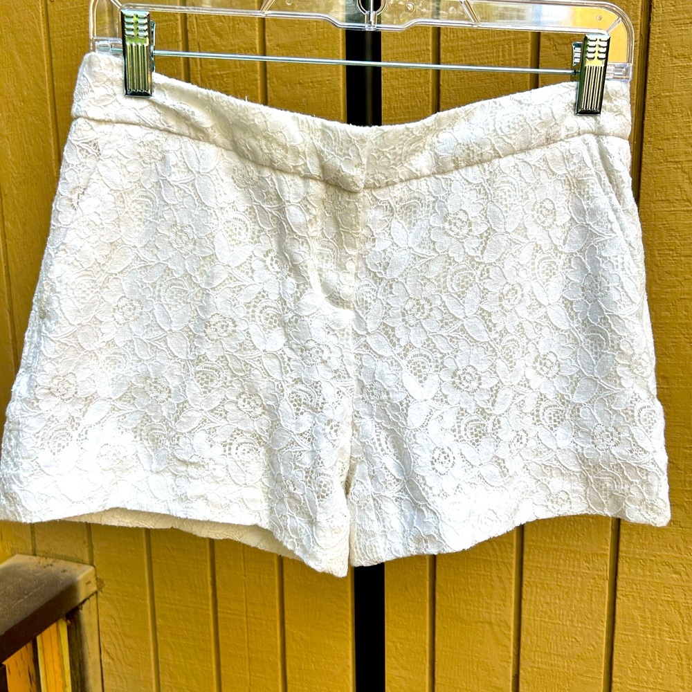 Cynthia Rowley women’s white lace shorts size 2